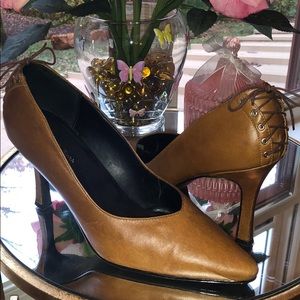 SALE 🍾 Amanda Smith tan leather pumps